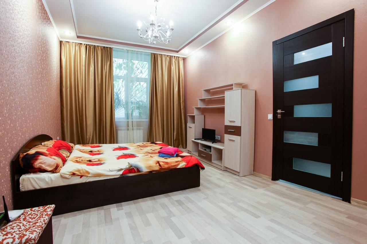 Sweet Home Apartment Kiev Dış mekan fotoğraf